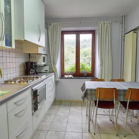 Peaceful Garden Home, Casa vacanze *